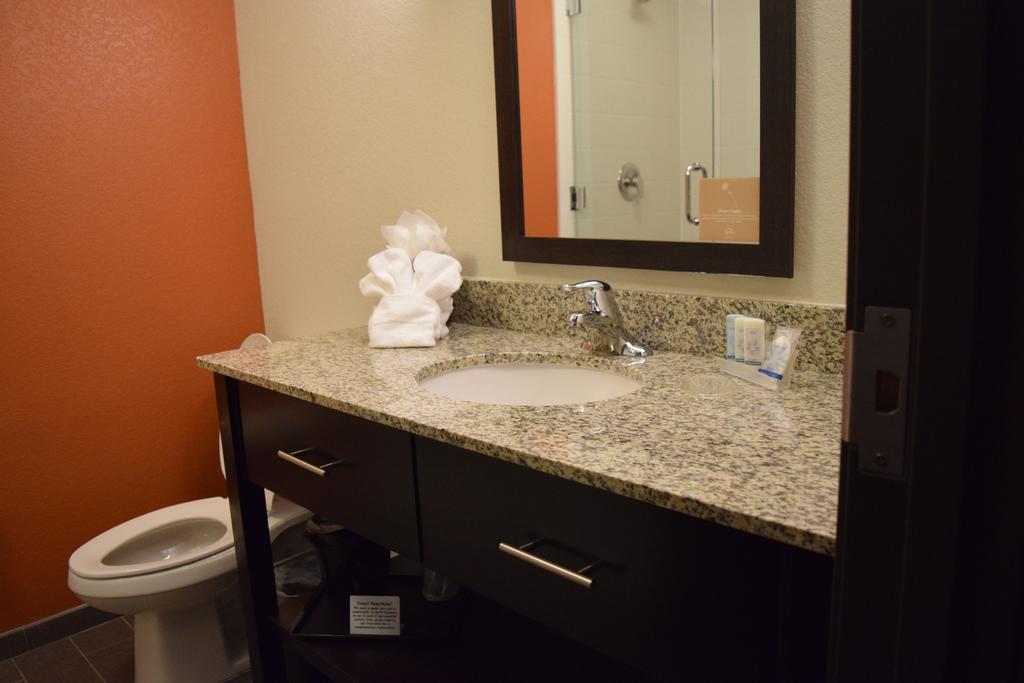 Mainstay Suites לופקין חדר תמונה